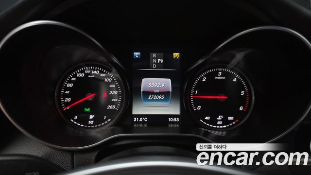 Mercedes-Benz C-Class 2017 — photo 8