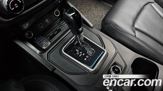 KG Mobility Rexton 2019 — photo 12