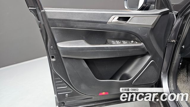 KG Mobility Rexton 2019 — photo 14