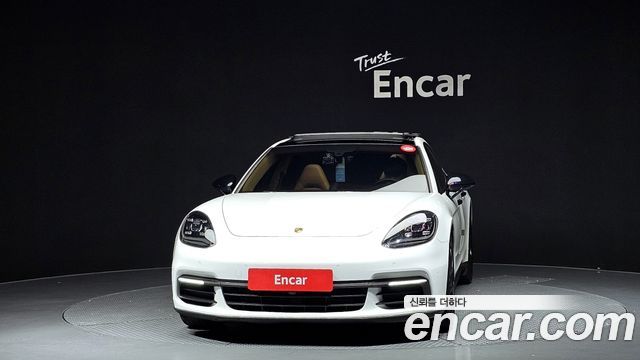 Porsche Panamera 2018 — photo 3