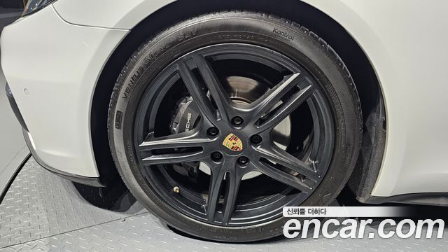 Porsche Panamera 2018 — photo 5