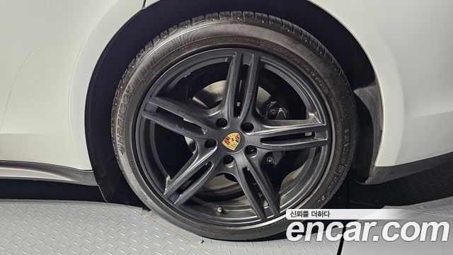 Porsche Panamera 2018 — photo 7