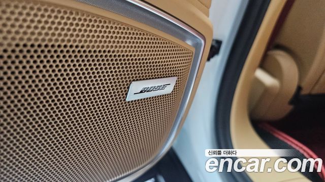 Porsche Panamera 2018 — photo 33
