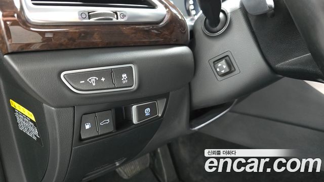 Genesis EQ900 2017 — photo 25