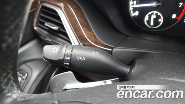 Genesis EQ900 2017 — photo 29