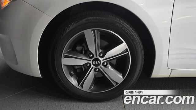 Kia K3 2018 — photo 5