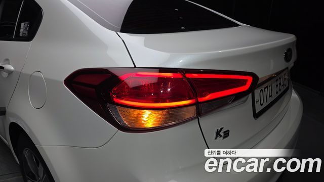 Kia K3 2018 — photo 9