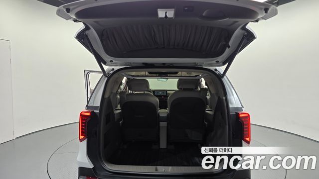 Kia Canival 2025 — photo 20
