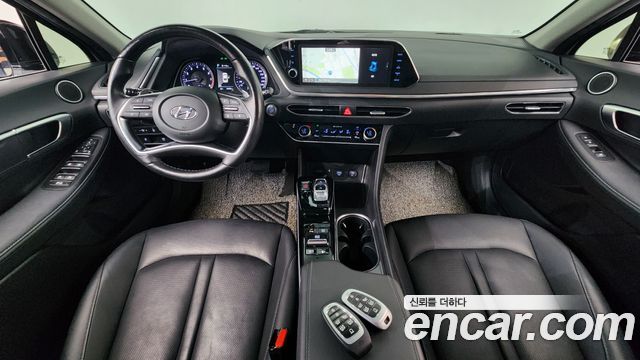 Hyundai Sonata 2022 — photo 10