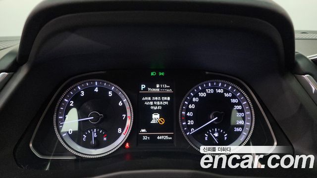 Hyundai Sonata 2022 — photo 11