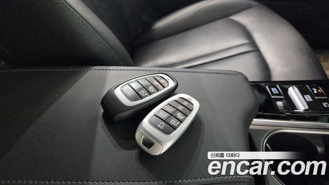 Hyundai Sonata 2022 — photo 21