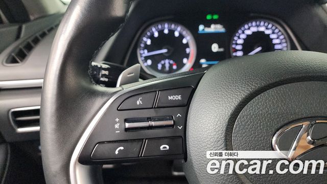 Hyundai Sonata 2022 — photo 23