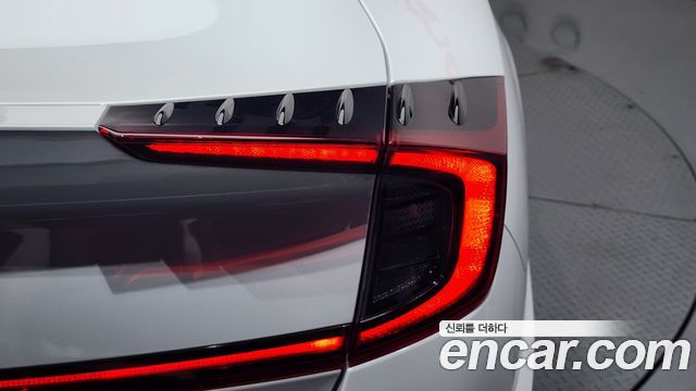 Hyundai Sonata 2022 — photo 9