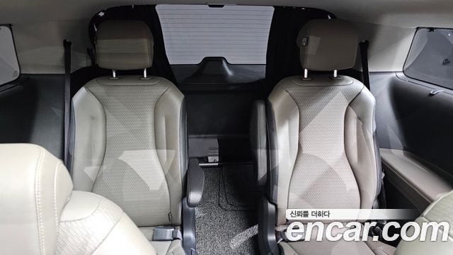 Kia Canival 2024 — photo 17