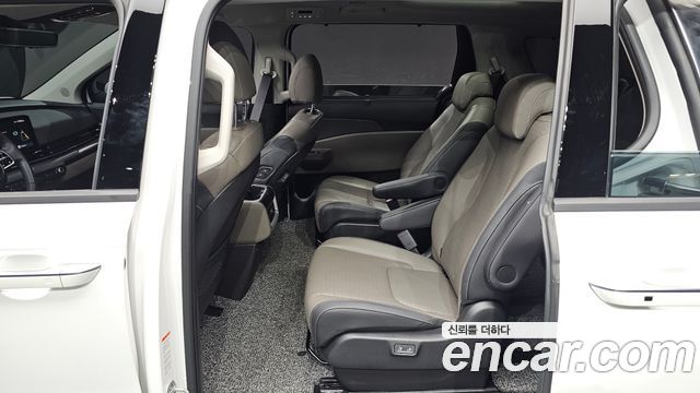 Kia Canival 2024 — photo 19