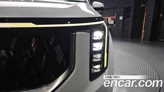 Kia Canival 2024 — photo 8