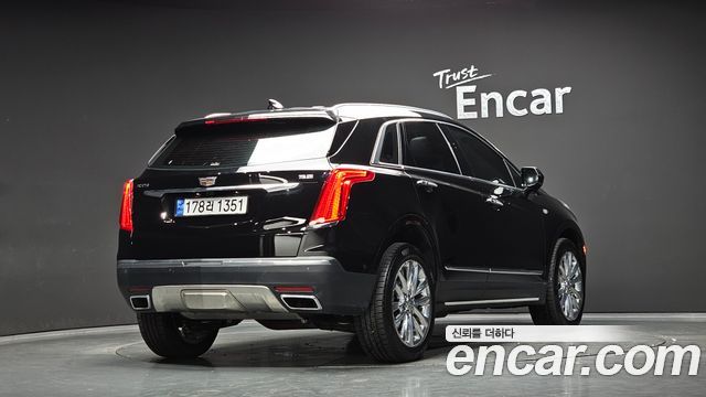 Cadillac XT5 2018 — photo 2