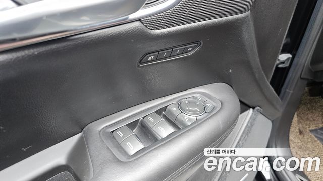 Cadillac XT5 2018 — photo 23