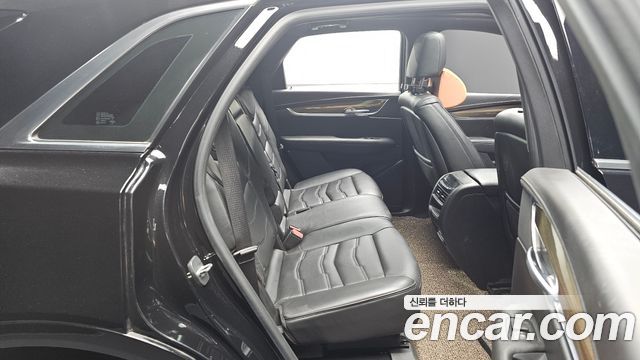 Cadillac XT5 2018 — photo 16