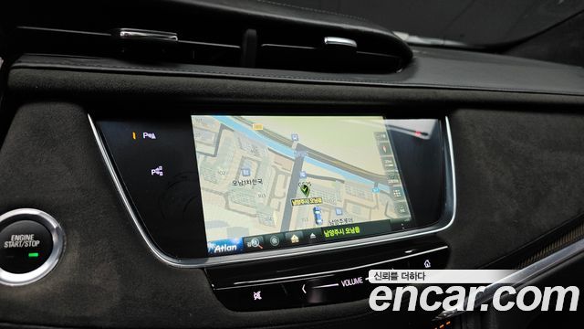 Cadillac XT5 2018 — photo 29