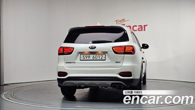 Kia Sorento 2018 — photo 4