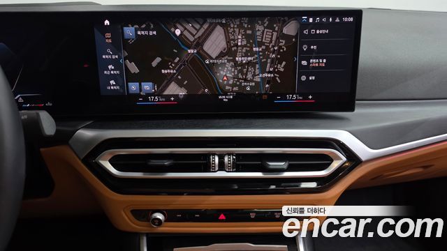 BMW 3-Series 2023 — photo 19