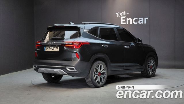 Kia Seltos 2023 — photo 2