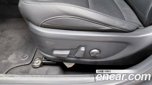 Kia Seltos 2023 — photo 21