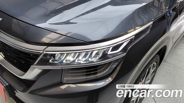 Kia Seltos 2023 — photo 8
