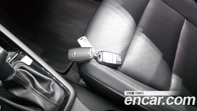 Kia Stonic 2018 — photo 23