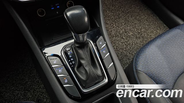 Hyundai Ioniq 2016 — photo 12