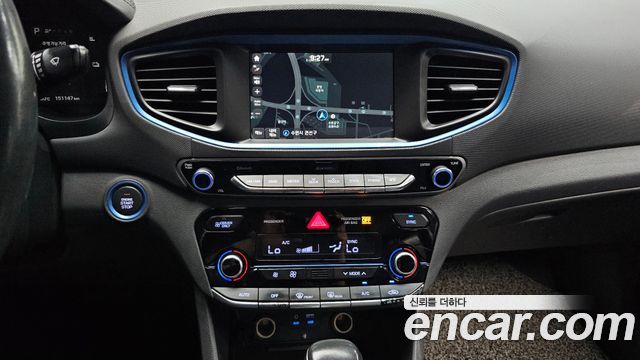 Hyundai Ioniq 2016 — photo 19
