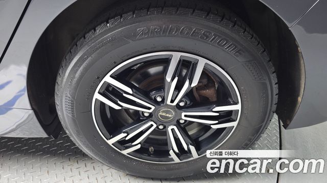 Hyundai Ioniq 2016 — photo 7