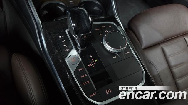 BMW 3-Series 2021 — photo 12