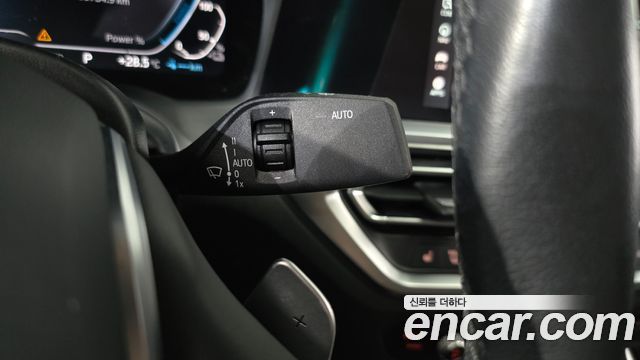 BMW 3-Series 2021 — photo 27