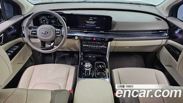 Kia Canival 2021 — photo 10