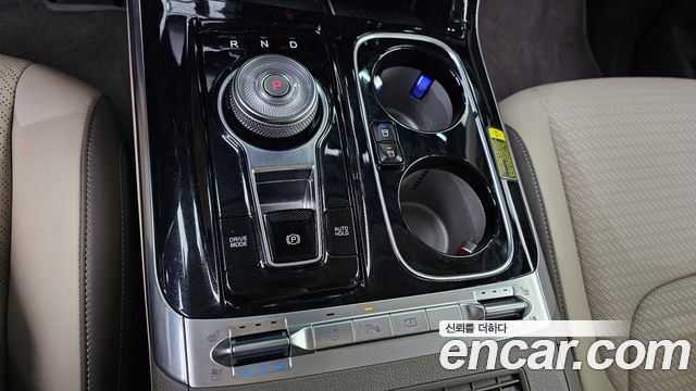 Kia Canival 2021 — photo 12