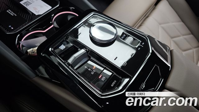 BMW 5-Series 2026 — photo 12