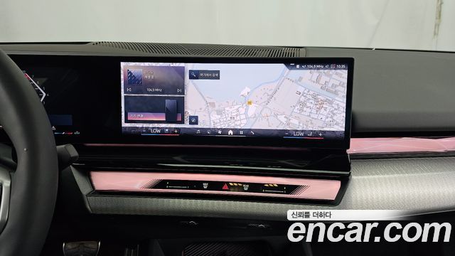 BMW 5-Series 2026 — photo 20
