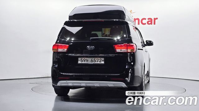 Kia Canival 2018 — photo 4