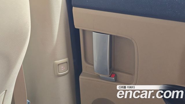 Kia Canival 2018 — photo 28