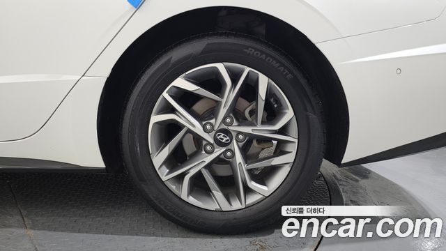 Hyundai Sonata 2022 — photo 7
