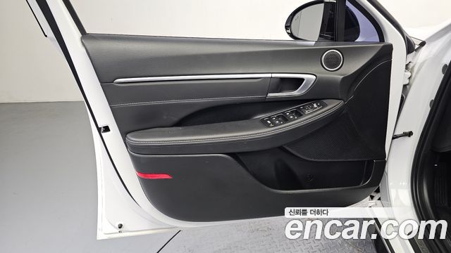 Hyundai Sonata 2022 — photo 14