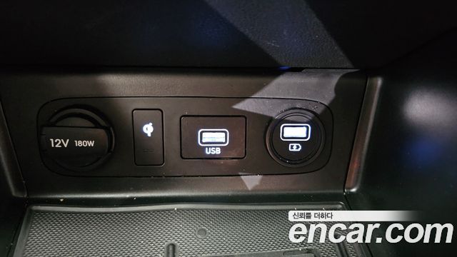 Hyundai Sonata 2022 — photo 28