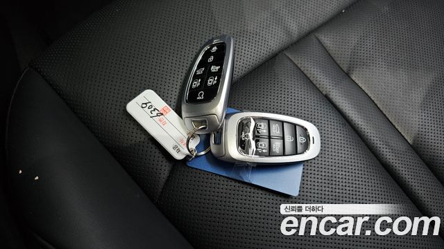 Hyundai Sonata 2022 — photo 29