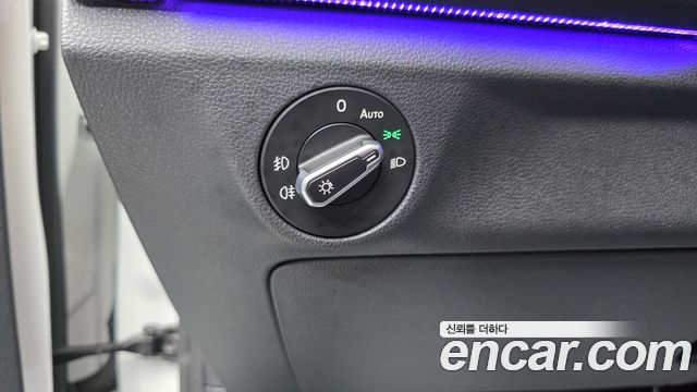 Volkswagen Jetta 2021 — photo 26