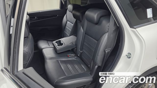 Kia Sorento 2019 — photo 18