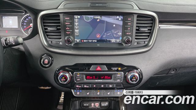 Kia Sorento 2019 — photo 19