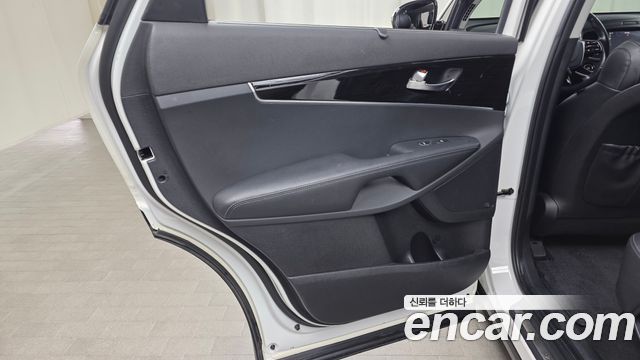 Kia Sorento 2019 — photo 15