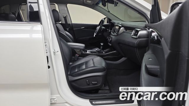 Kia Sorento 2019 — photo 16